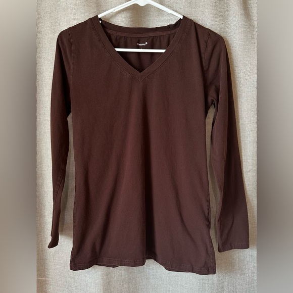 Elesomo•long-sleeve v-neck t-shirt•women’s size small•100% cotton•dark brown - Picture 1 of 14